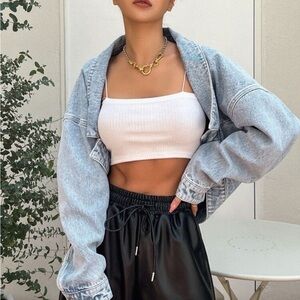 SHEIN Light Wash Cropped Jean Jacket